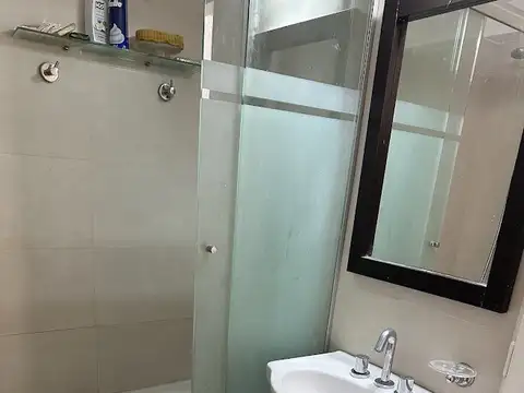 Departamento con gran patio en venta en Caballito 2 ambientes