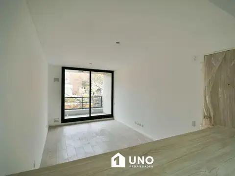 San Luis y Rodriguez - Amplio Dpto de 1 Dormitorio Externo.