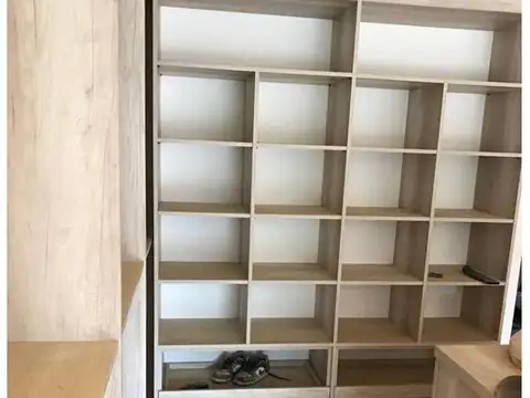 Casa en Venta con 4 cocheras