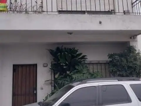 Julian Perez 613 , Piso 0