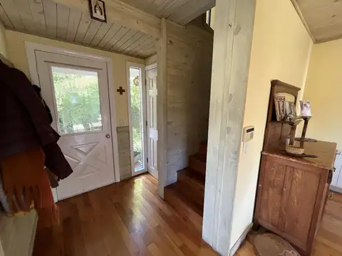 Casa 8 ambientes con 3 baños