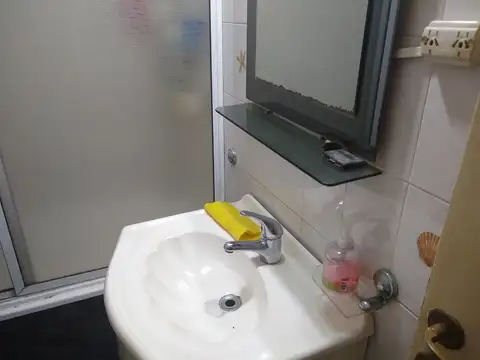 Pje Cnel J F Bogado 2600, Piso 1