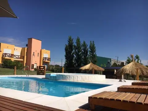 SE VENDE COMPLEJO DE "CABAÑAS SOL MEDITERRANEO"