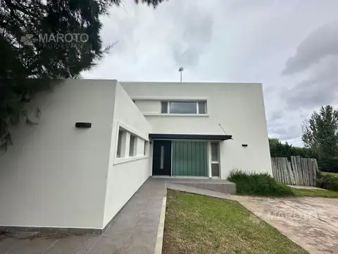 Casa en Venta de 4 dormitorios
