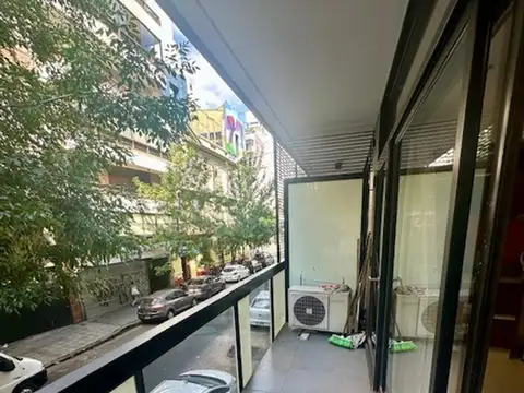 General Güemes 4000, Piso 1°