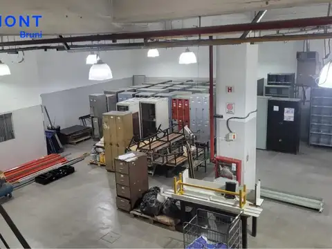 Galpon en Alquiler 25  mts Frente