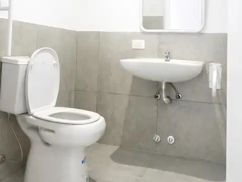 Avenida Valentín Alsina 2100