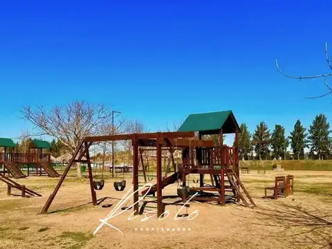 Terreno en Venta en El Cantón - Barrio Golf, USD 110.000