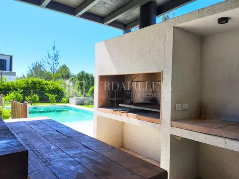 Casa en alquiler amoblada en La Calesa - Pilara - URDAPILLETA PROPIEDADES