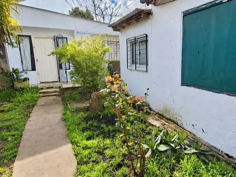 Depto Tipo Casa 2 ambientes con 1 baño