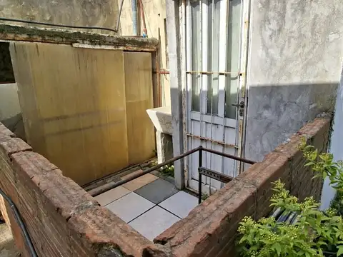 Depto Tipo Casa en Venta 26 años