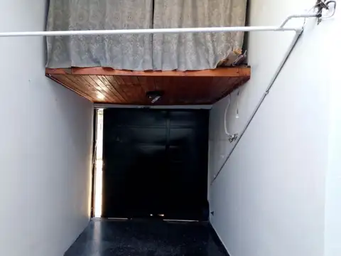 Casa 7 ambientes con 4 baños