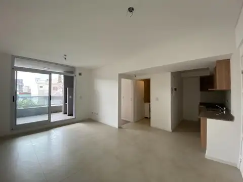 2 AMBIENTES A ESTRENAR CON BALCÓN ATERRAZADO Y COCHERA.