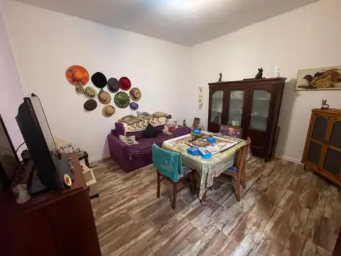 Depto Tipo Casa en Venta 63 años