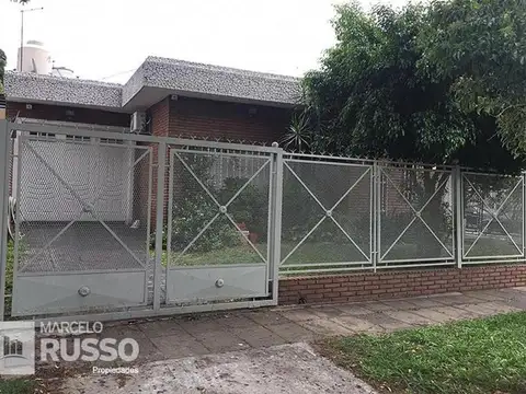 Manuel A. Padilla 496