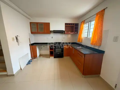Depto Tipo Casa 3 ambientes con 1 baño