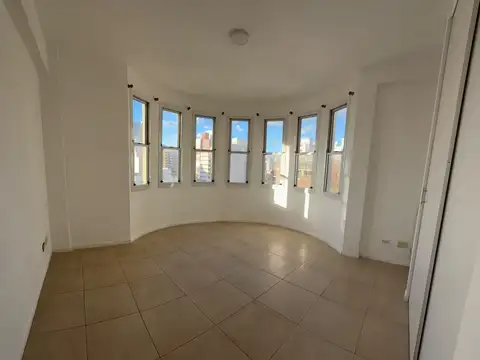 Departamento en Alquiler en Caseros, $ 650.000