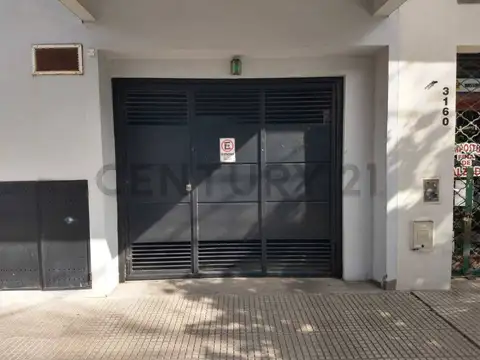 Venta de cochera en planta baja - Villa Devoto