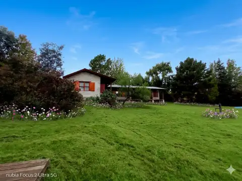 Casa 5 ambientes con 3 baños