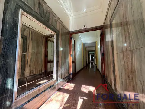 Coronel Ramón Lorenzo Falcón 2300, Piso 1