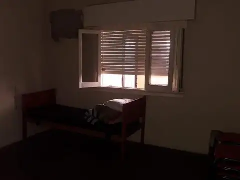 BALCARCE 200 - 2 CASAS - LOTE 260 MTS - V.MARTELLI - VENDE