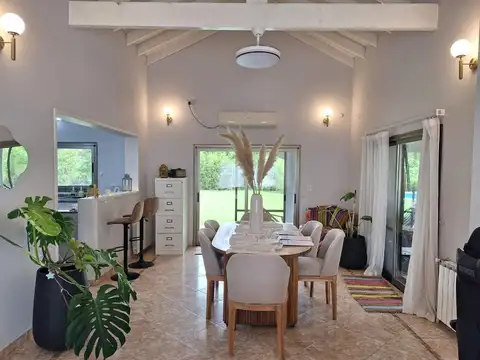 Casa 2 ambientes con 1 baño