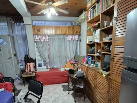 Depto Tipo Casa 3 ambientes con 1 baño