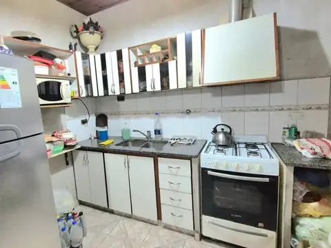 Adelina Hué 3700