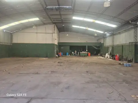 Nave ind.  s/ lote de 6000 m2 muy próximo Caba