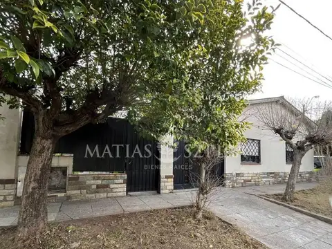 VENTA CASA A RECICLAR CASTELAR NORTE