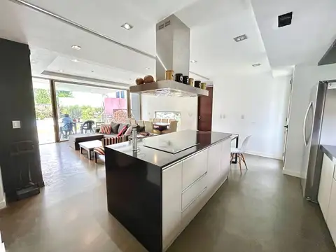 Area 60, La Reserva Escondida