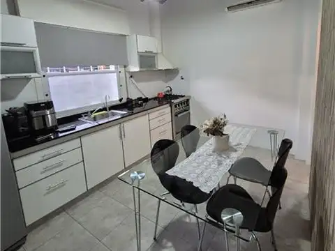 Casa en Venta en Banfield, USD 180.000