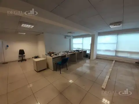 Oficina Monoambiente con 5 baños