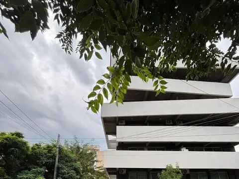 "Tempo" Cesar Diaz  al 300