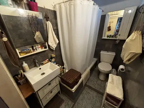 Depto Tipo Casa 2 ambientes con 1 baño