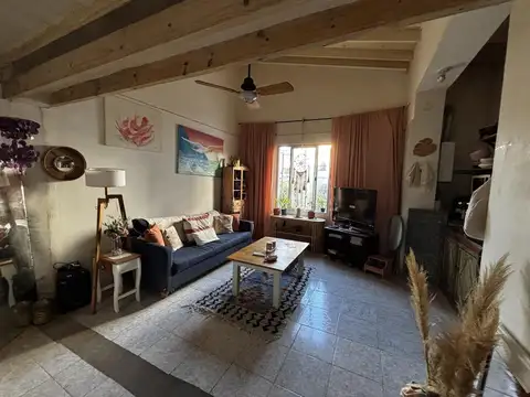Depto Tipo Casa en Venta 50 años