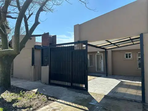 Casa Chalet  en Alquiler en Pilar, G.B.A. Zona Norte, Argentina