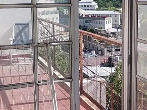 2 Amb 56 M2 Bcon Vista abierta piso alto OPORTUNIDAD