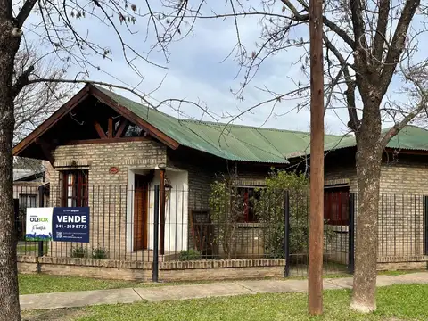 Casa en  Funes
