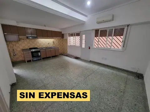 Depto Tipo Casa en Alquiler de 2 ambientes