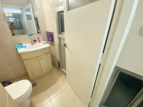 VENTA CASA CON LOCAL APTO CRÉDITO VALENTIN ALSINA