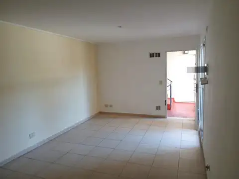 Departamento en Alquiler 2 Amb. amplios en Haedo