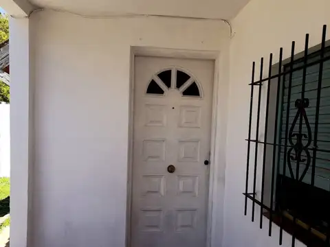 Casa - Venta - Argentina, Grand Bourg - Santos Vega 1151