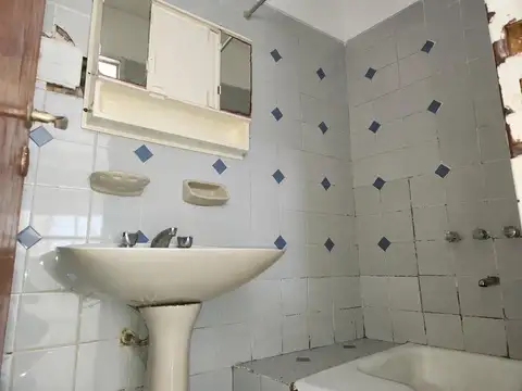 44 E/ 4 Y 5 N° 495 , Piso 5