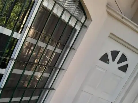 12 de Octubre 965 , Piso 0