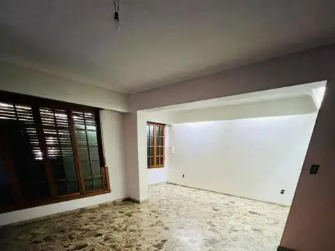 Casa en Venta en Ramos Mejía Sur, USD 210.000