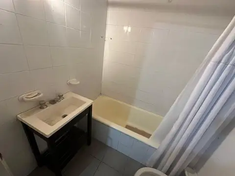 Departamento en Alquiler de 4 ambientes