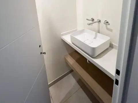 Depto Tipo Casa en Venta en Colegiales, USD 215.000