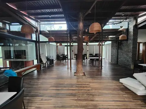 Hotel en Venta en Monte Hermoso, USD 1.320.000