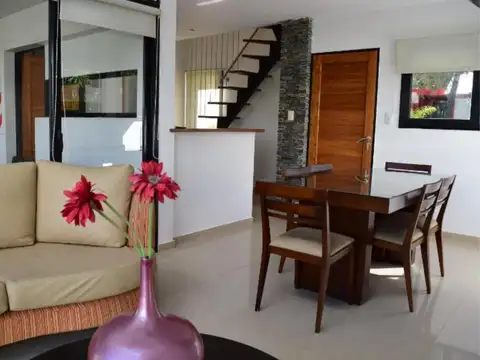 Hotel en Venta en Monte Hermoso, USD 1.320.000